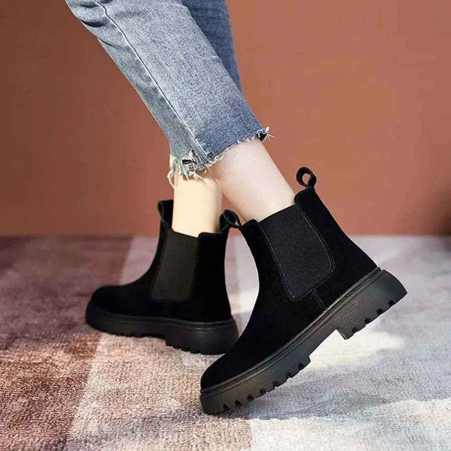 Bottes Chelsea en daim pour femmes avec boucles de serrage et semelle 