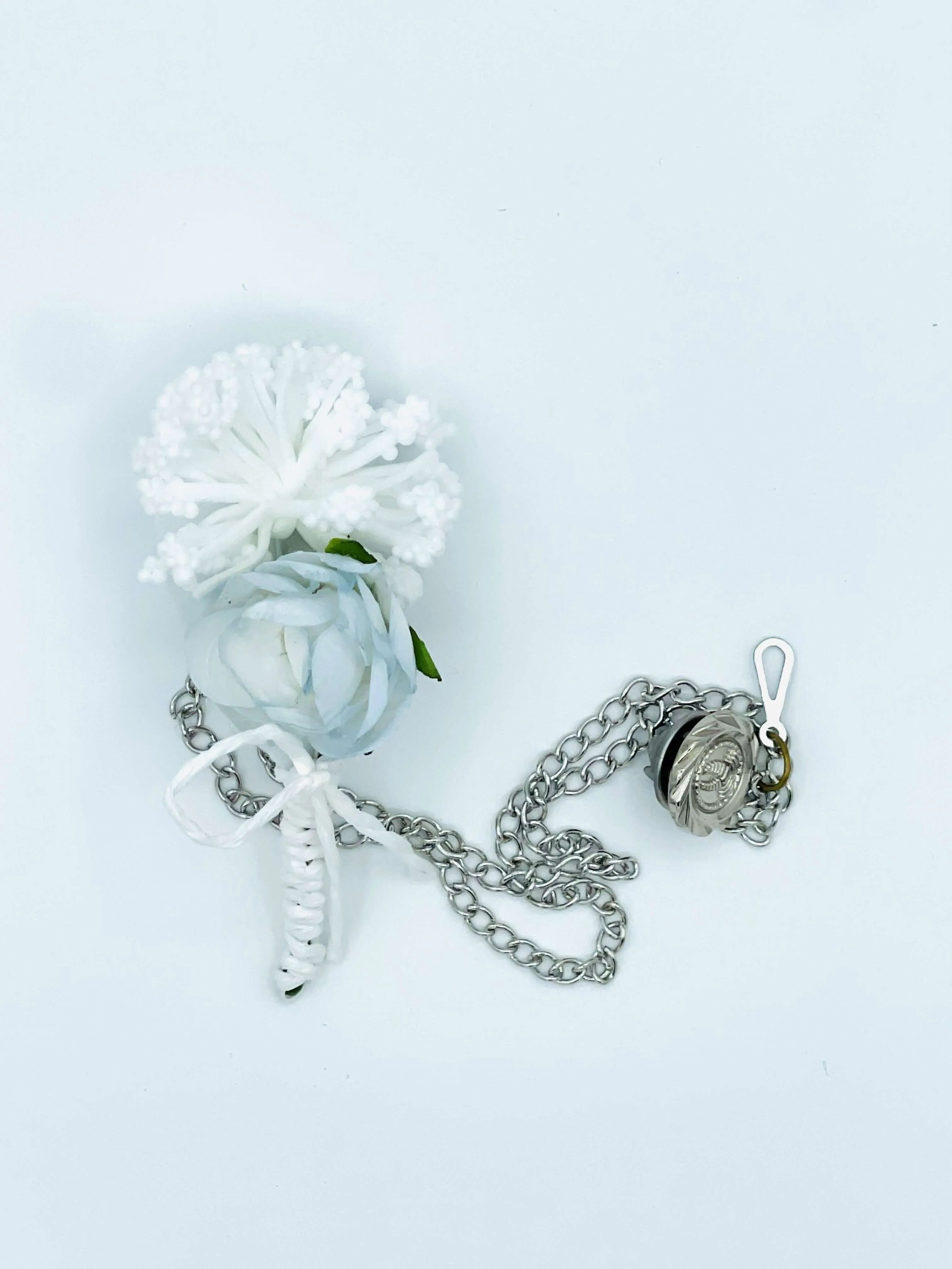 Broche Fleur et Chaine - Blanche BRC001
