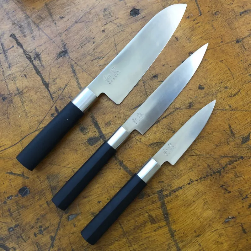 Couteaux japonais à manche noir