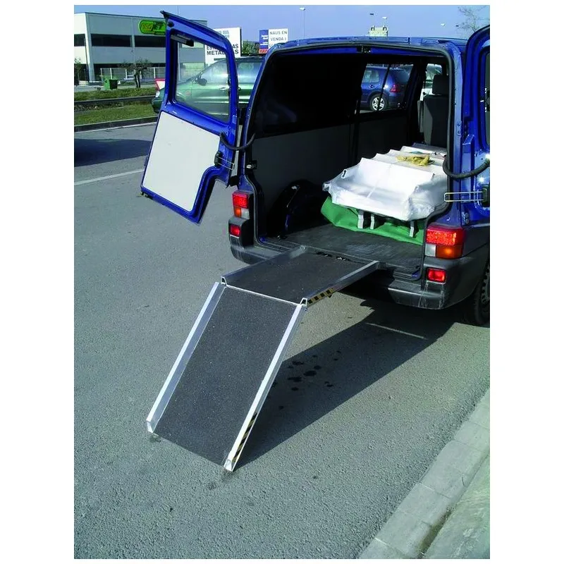 Rampe de chargement repliable pour fourgon et utilitaire